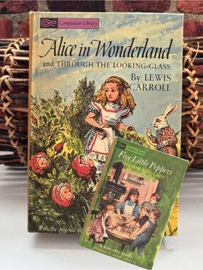 1965 Companion Library Flip Book  Alice In Wonderland & Five Little Peppers